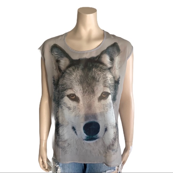 3/$30 - SWS Sleeveless Wolf Top Size Medium - Picture 1 of 7